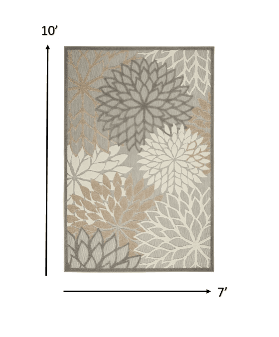 7' X 10' Gray And Ivory Floral Indoor Outdoor Area Rug - Homeroots - Flyclothing LLC