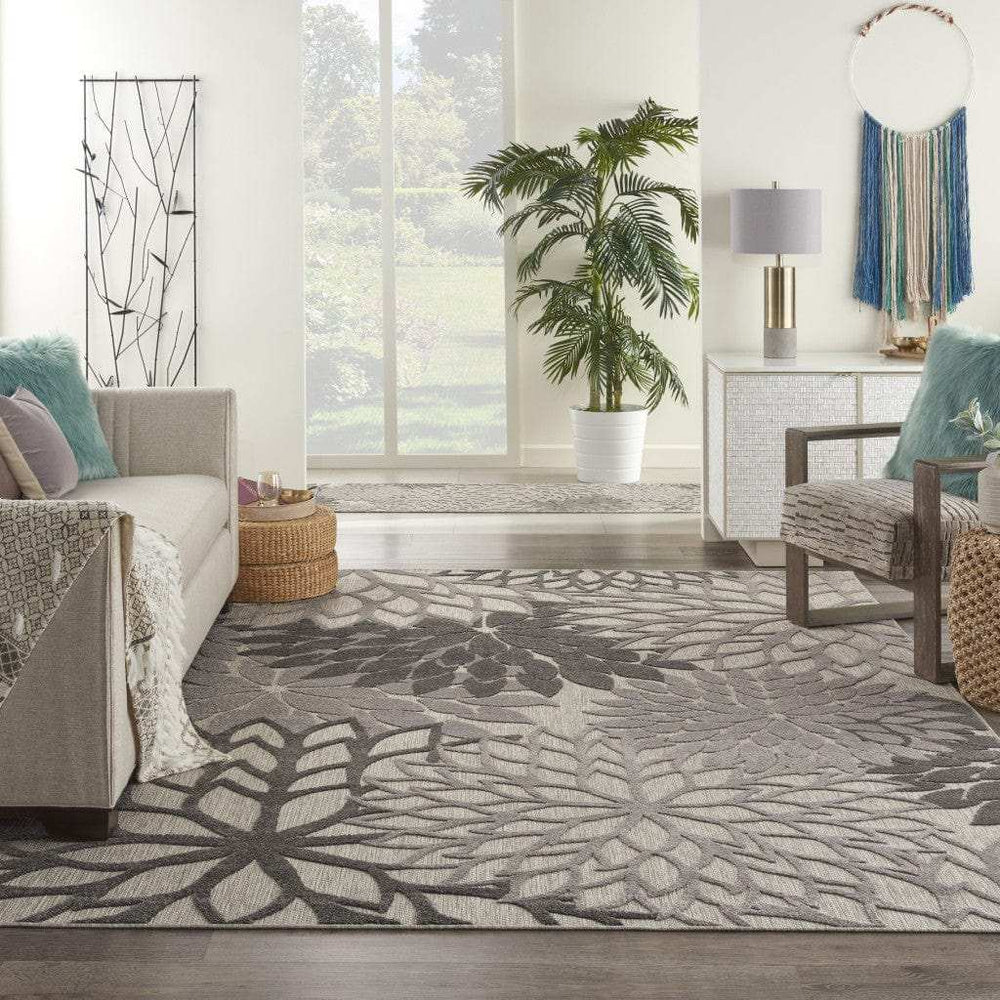 7' X 10' Gray Floral Indoor Outdoor Area Rug - Homeroots - Flyclothing LLC
