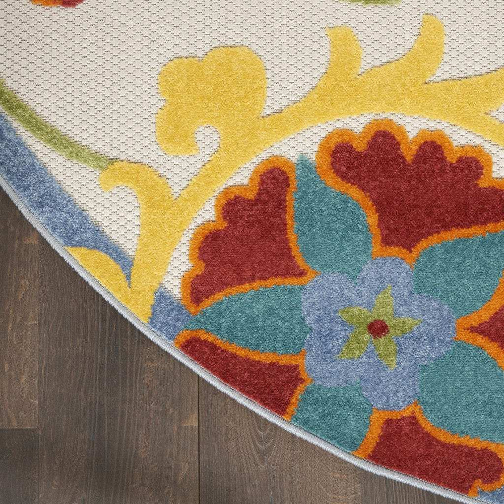 5' Round Green And Ivory Round Floral Indoor Outdoor Area Rug - Homeroots - Flyclothing LLC