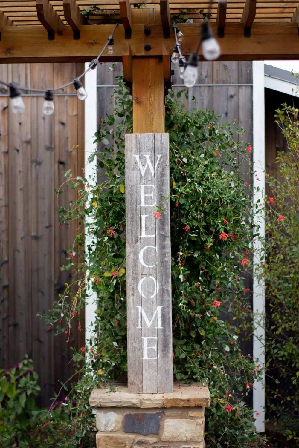 5' Rustic Dark Gray and White Wood Porch Welcome Sign - Homeroots - Flyclothing LLC