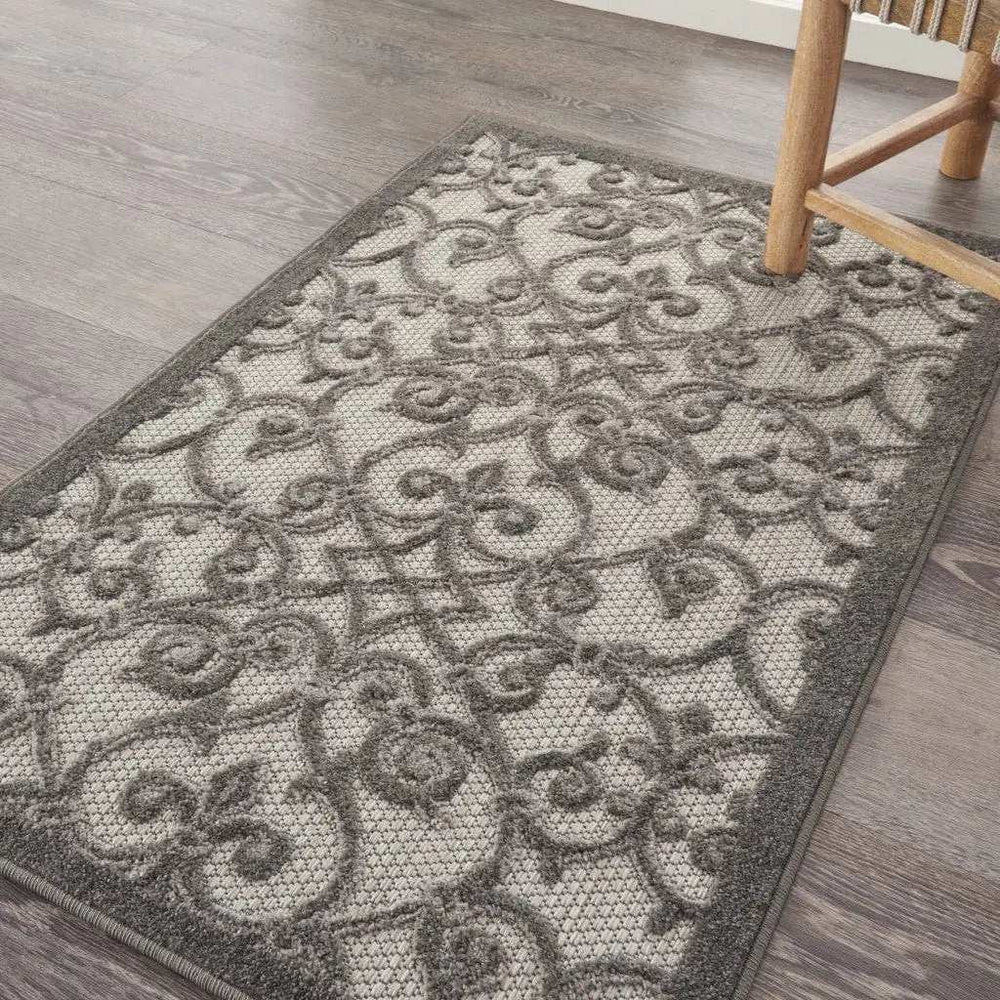 3' X 4' Gray Floral Indoor Outdoor Area Rug - Homeroots - Flyclothing LLC