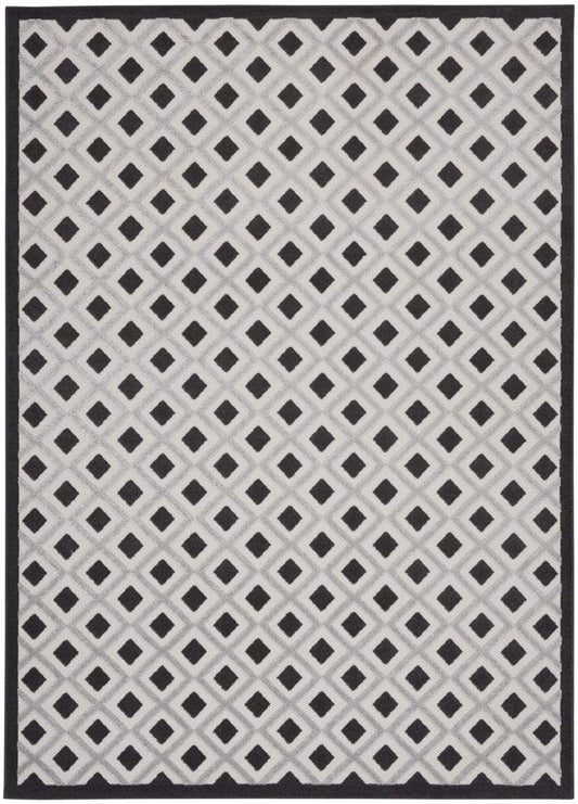 8' X 11' Black And White Geometric Indoor Outdoor Area Rug - Homeroots - Flyclothing LLC