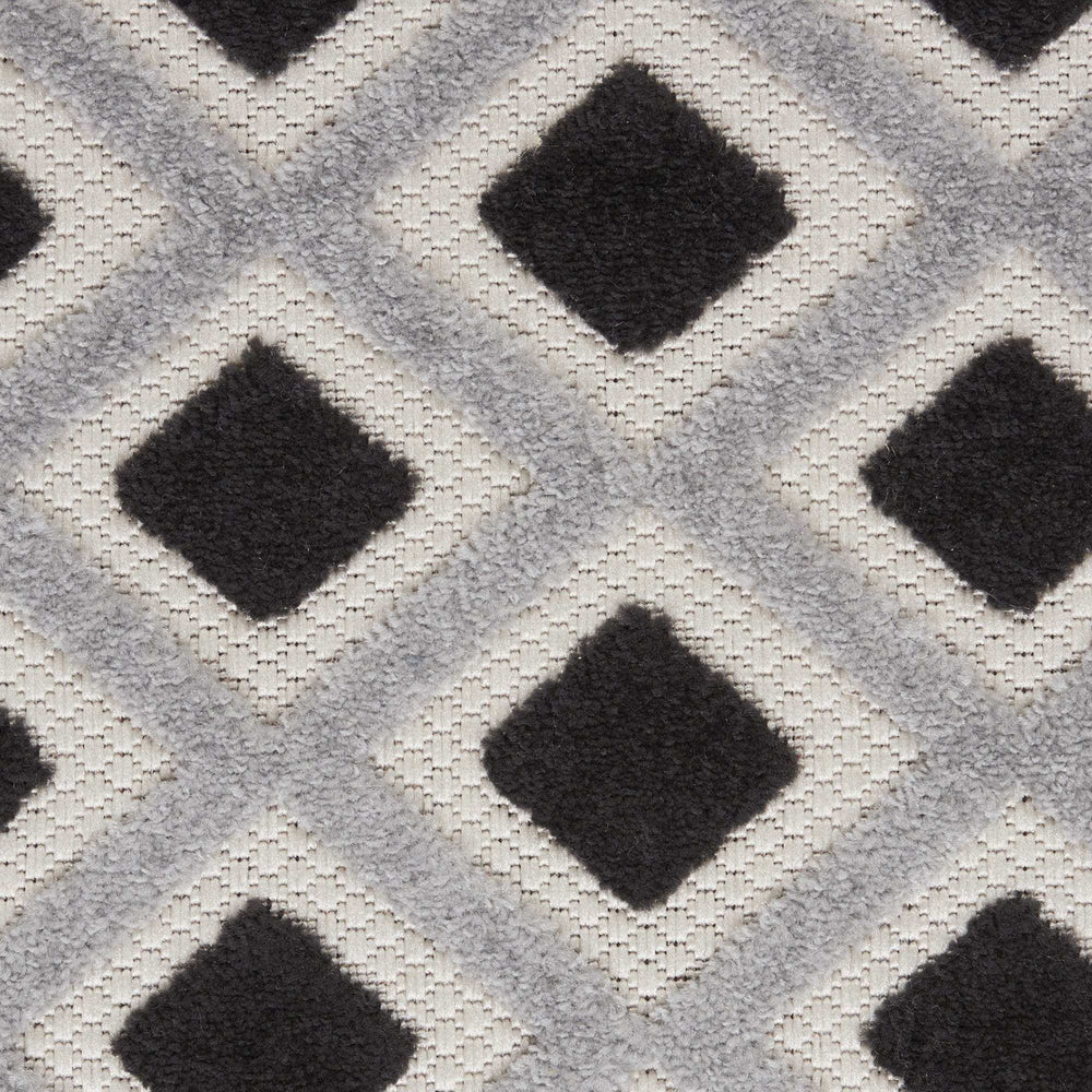 8' X 11' Black And White Geometric Indoor Outdoor Area Rug - Homeroots - Flyclothing LLC