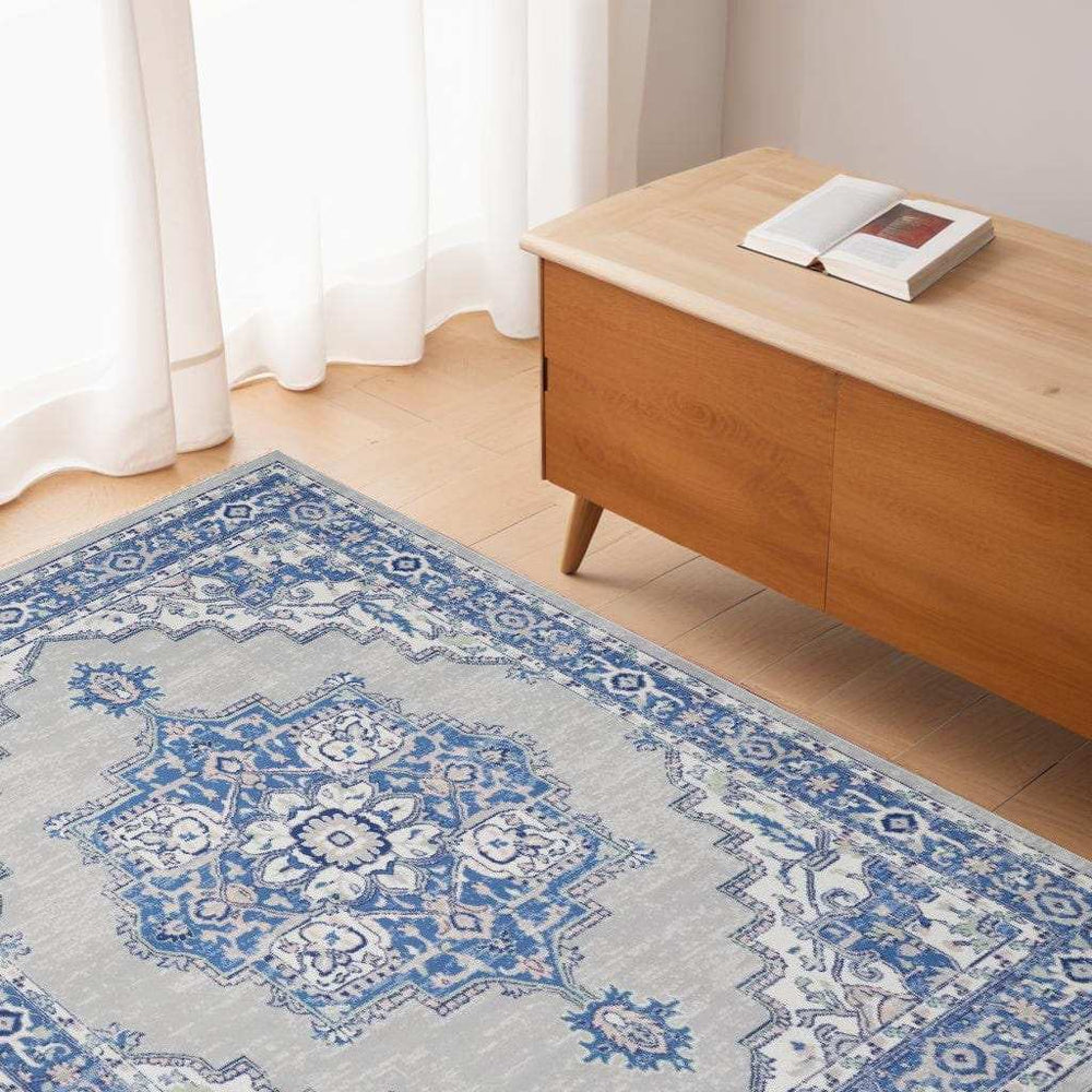 4' X 6' Blue Gray Floral Dhurrie Area Rug - Homeroots - Flyclothing LLC