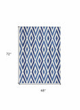 4' X 6' Blue And Ivory Geometric Dhurrie Area Rug - Homeroots - Flyclothing LLC