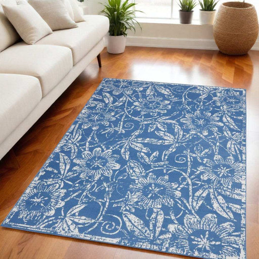 5' X 7' Blue Floral Dhurrie Area Rug - Homeroots - Flyclothing LLC