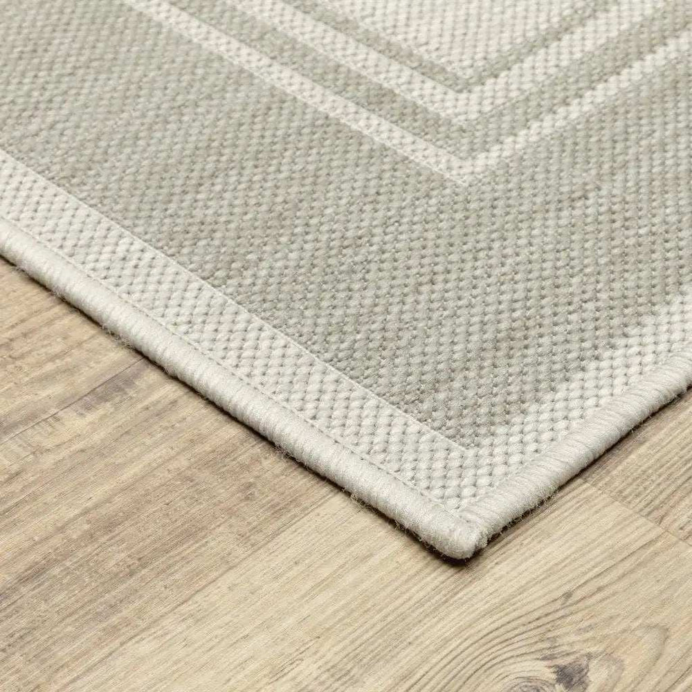 8' X 10' Gray and Ivory Indoor Outdoor Area Rug - Homeroots - Flyclothing LLC