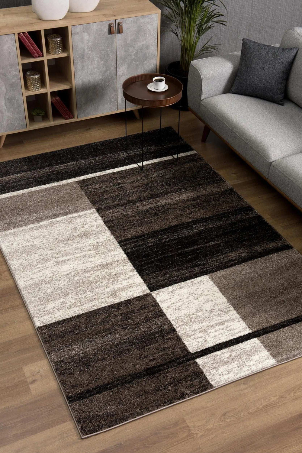 8' X 11' Brown And Beige Abstract Blocks Area Rug - Homeroots - Flyclothing LLC