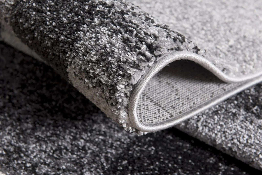 7' X 9' Gray Distressed Geometric Area Rug - Homeroots - Flyclothing LLC