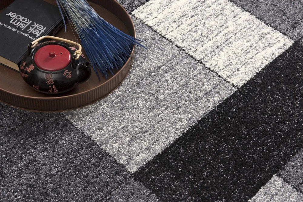 8' X 11' Gray Distressed Geometric Area Rug - Homeroots - Flyclothing LLC