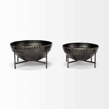 Set Of Two Metal Bowls With Stands - Homeroots - Flyclothing LLC