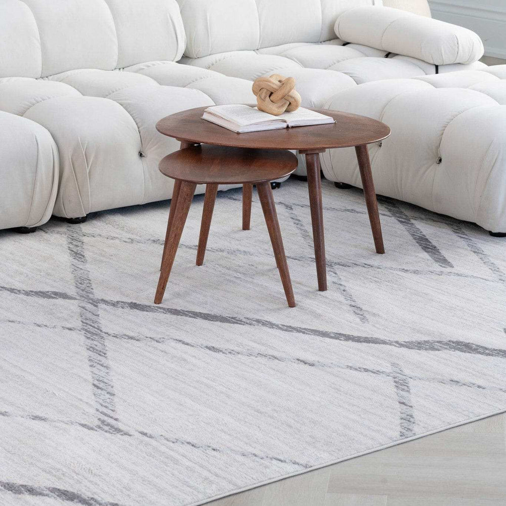 4' X 6' Gray and Ivory Geometric Area Rug - Homeroots - Flyclothing LLC