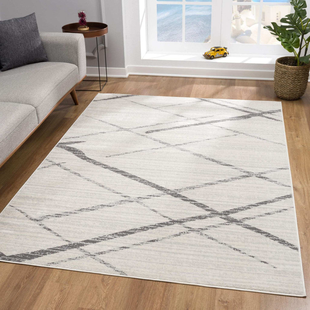 6' X 9' Gray and Ivory Geometric Area Rug - Homeroots - Flyclothing LLC