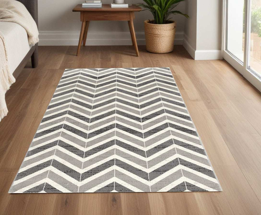5' X 8' Gray Chevron Dhurrie Area Rug - Homeroots - Flyclothing LLC