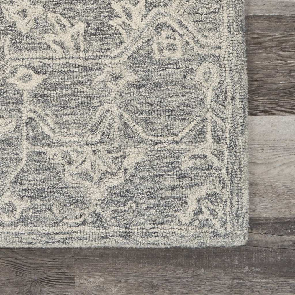 5' X 7' Gray Floral Finesse Area Rug - Homeroots - Flyclothing LLC