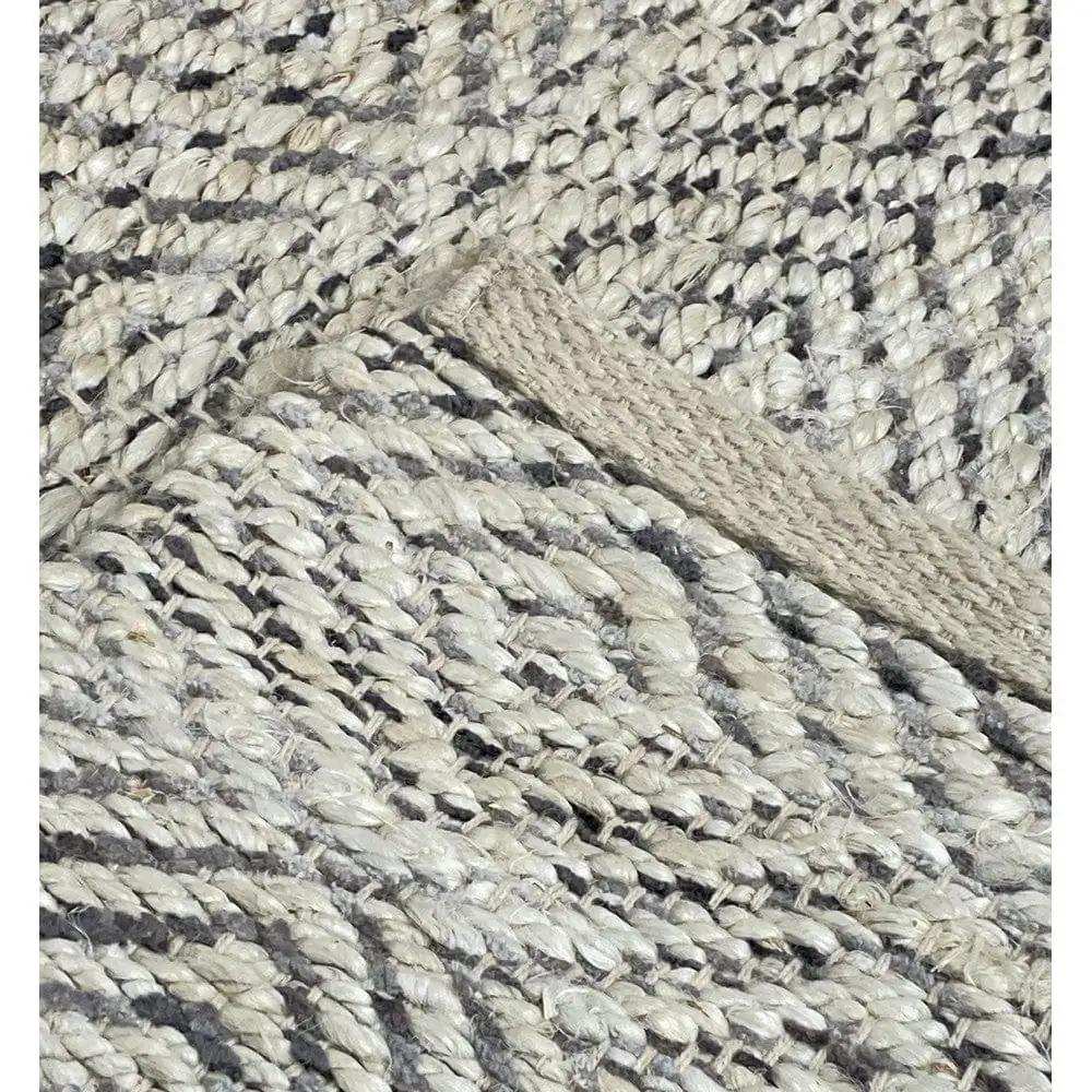 2' X 5' Tan and Gray Hand Woven Area Rug - Homeroots - Flyclothing LLC