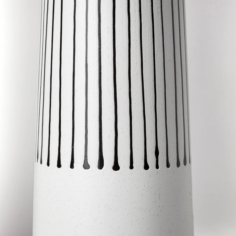 18" Black and White Pinstriope Narrow Ceramic Vase - Homeroots - Flyclothing LLC