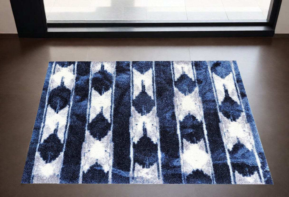 2' X 3' Shades of Blue Abstract Stripes Washable Floor Mat - Homeroots - Flyclothing LLC
