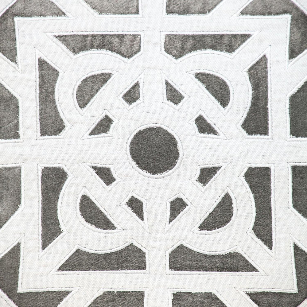 18" Gray and White Velvet Throw Pillow - Homeroots - Flyclothing LLC