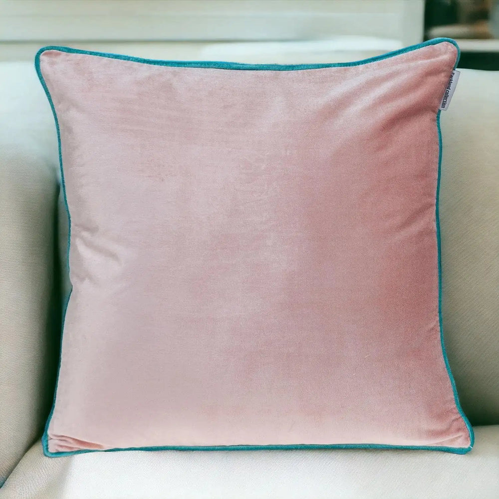 20" Pink and White Throw Pillow - Homeroots - Flyclothing LLC