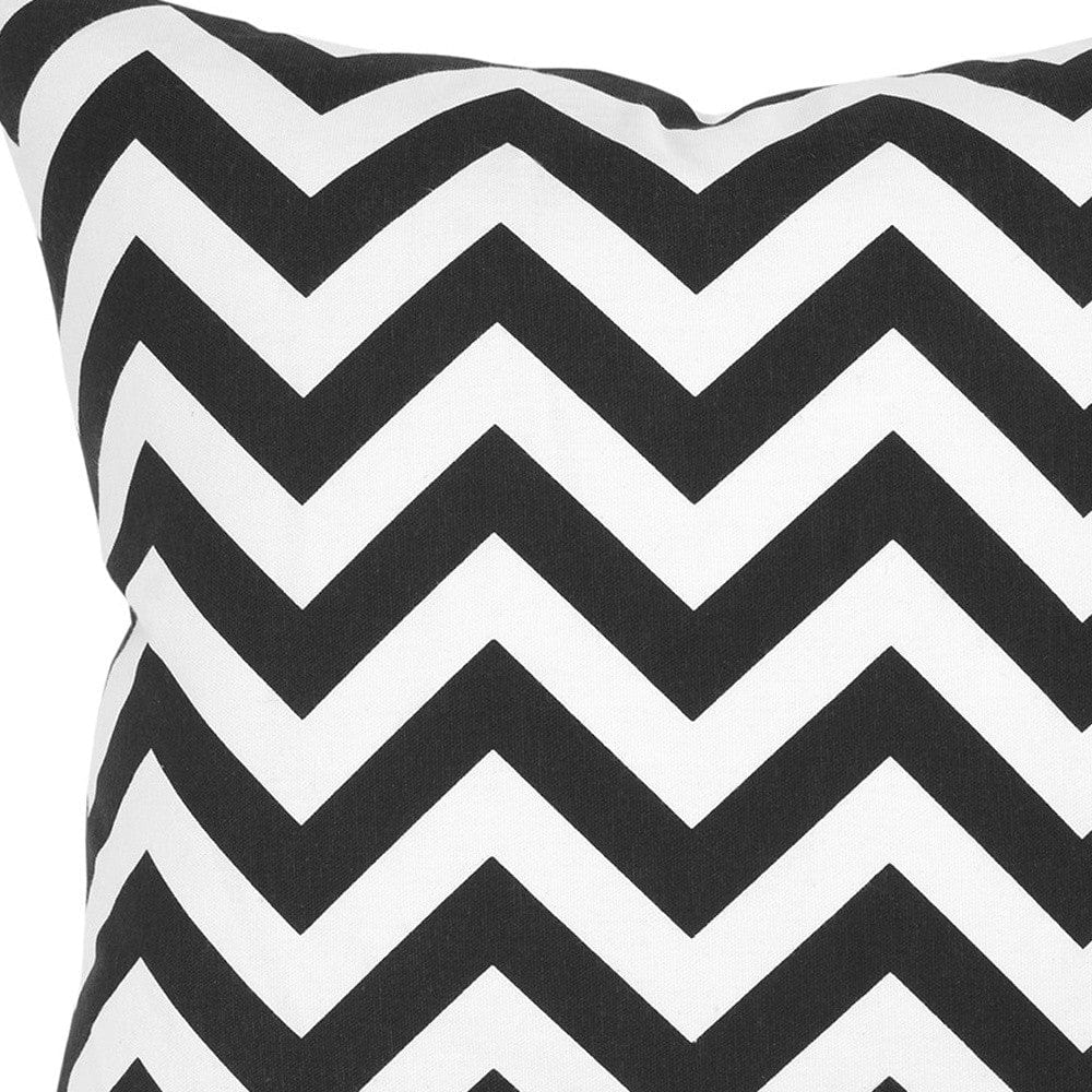 18" Black and Ivory Cotton Throw Pillow - Homeroots - Flyclothing LLC