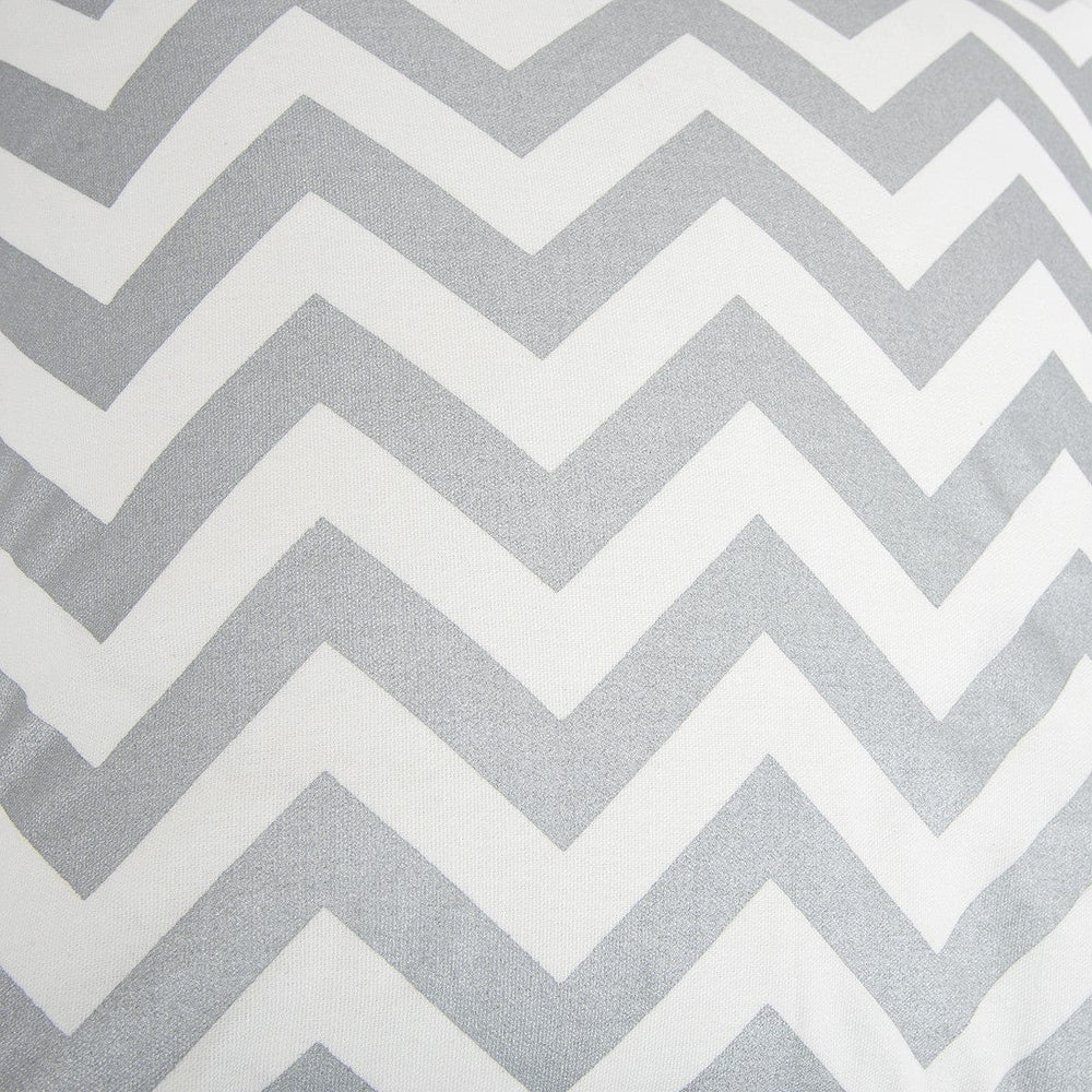 18" Silver and Ivory Cotton Throw Pillow - Homeroots - Flyclothing LLC