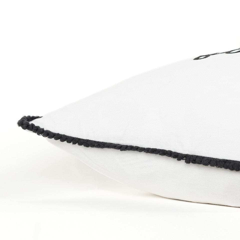 Black and White Moms Favorite Modern Throw Pillow - Homeroots - Flyclothing LLC