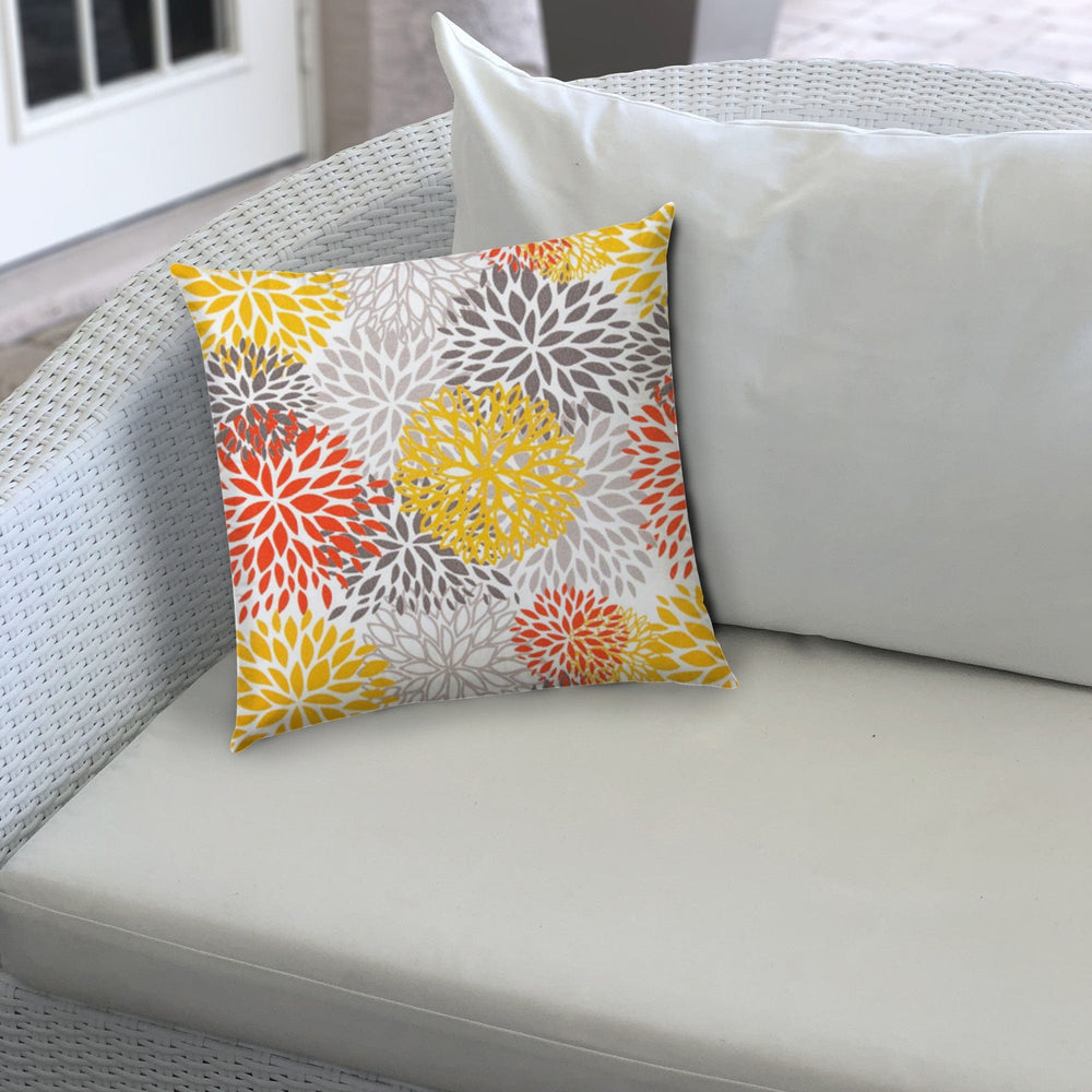 14" X 20" Gray And White Blown Seam Floral Lumbar Indoor Outdoor Pillow - Homeroots - Flyclothing LLC
