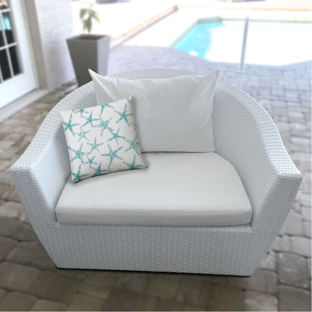 14" X 20" Turquoise And White Starfish Blown Seam Nautical Lumbar Indoor Outdoor Pillow - Homeroots - Flyclothing LLC
