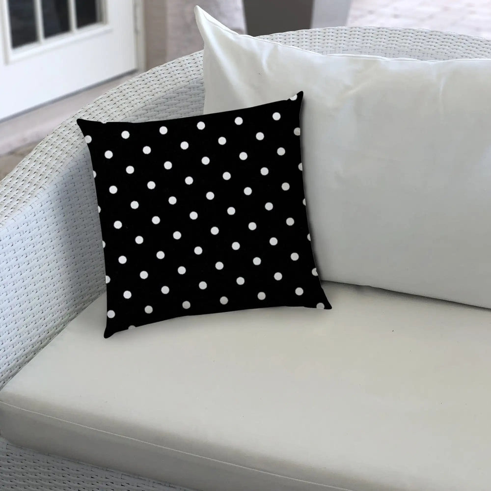 14" X 20" Black And White Blown Seam Polka Dots Lumbar Indoor Outdoor Pillow - Homeroots - Flyclothing LLC