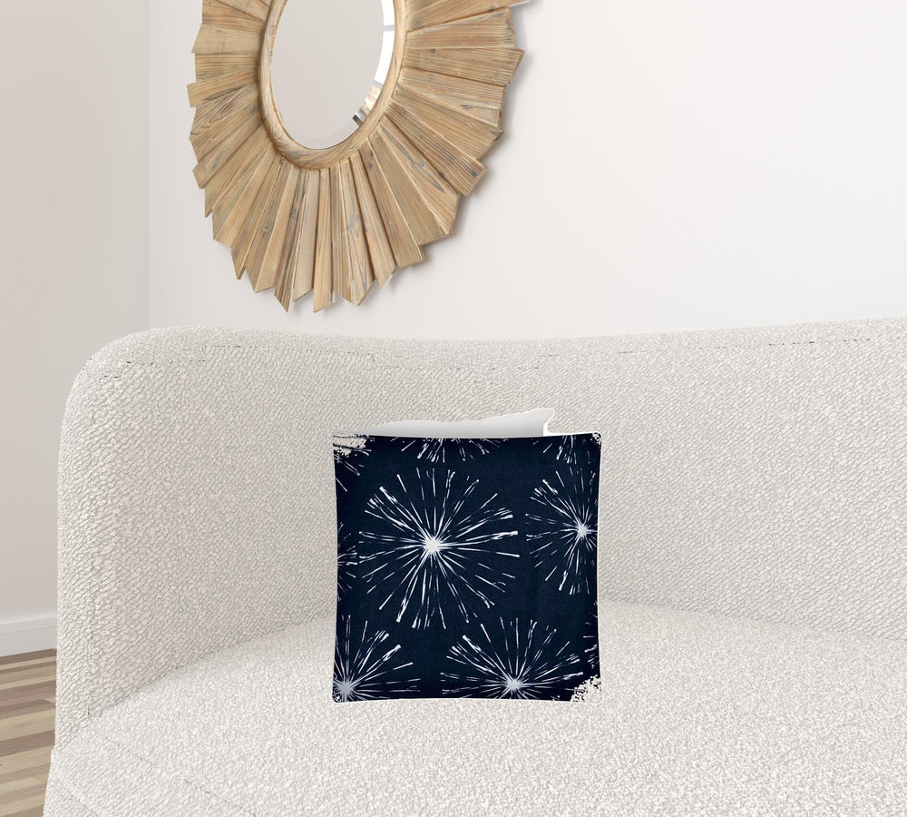 17" X 17" Navy Blue And White Zippered Floral Throw Indoor Outdoor Pillow - Homeroots - Flyclothing LLC