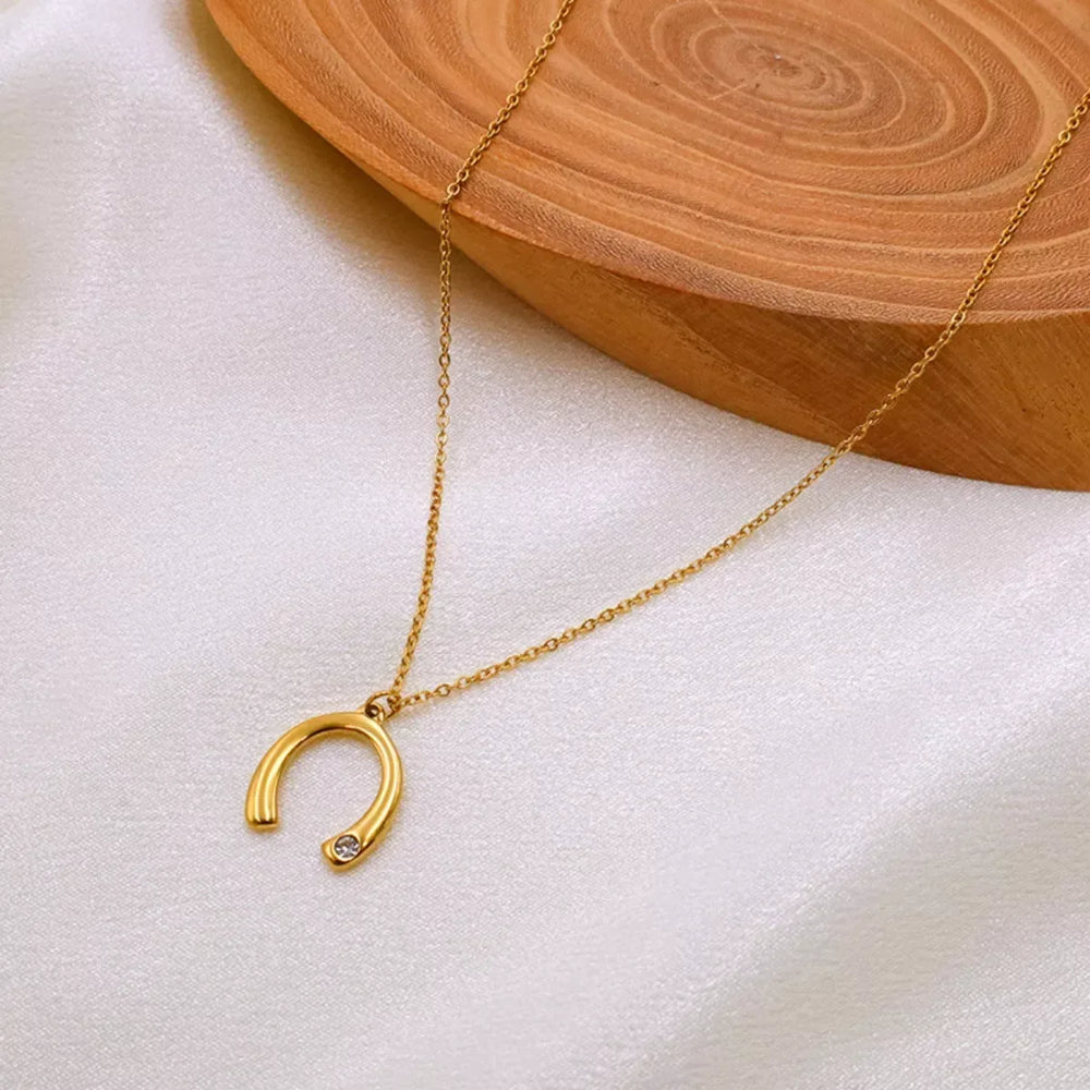 18K Gold-Plated Horseshoe Pendant Necklace - Trendsi - Flyclothing LLC