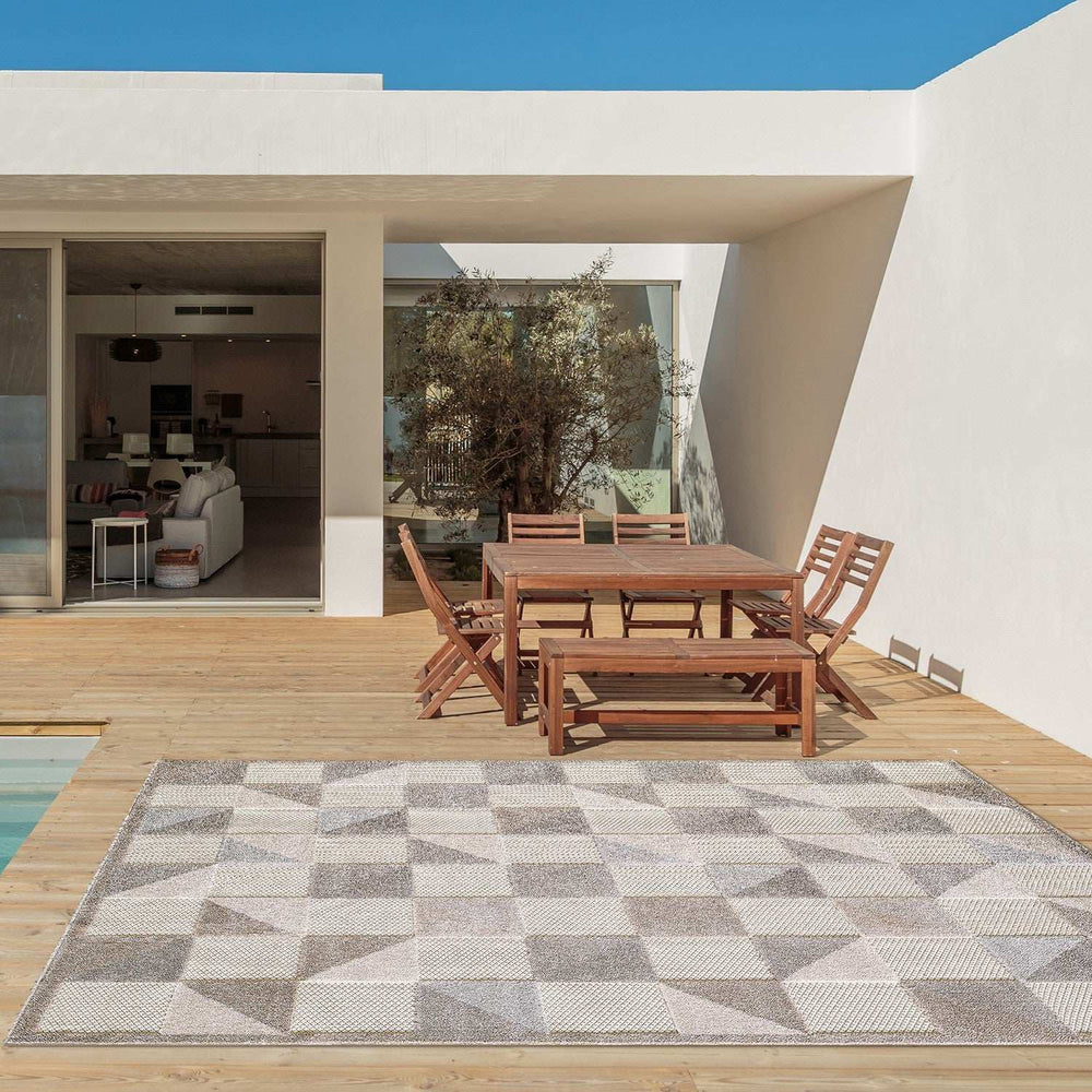 7' X 9' Gray Geometric Stain Resistant Indoor Outdoor Area Rug - Homeroots - Flyclothing LLC