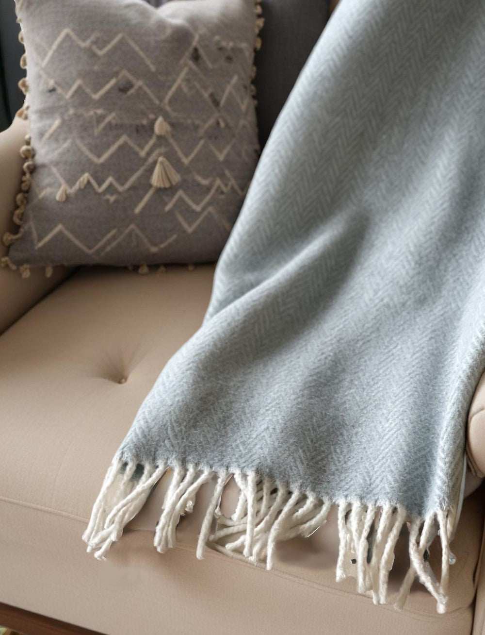 Sky Blue and White Dreamy Soft Herringbone Throw Blanket - Homeroots - Flyclothing LLC
