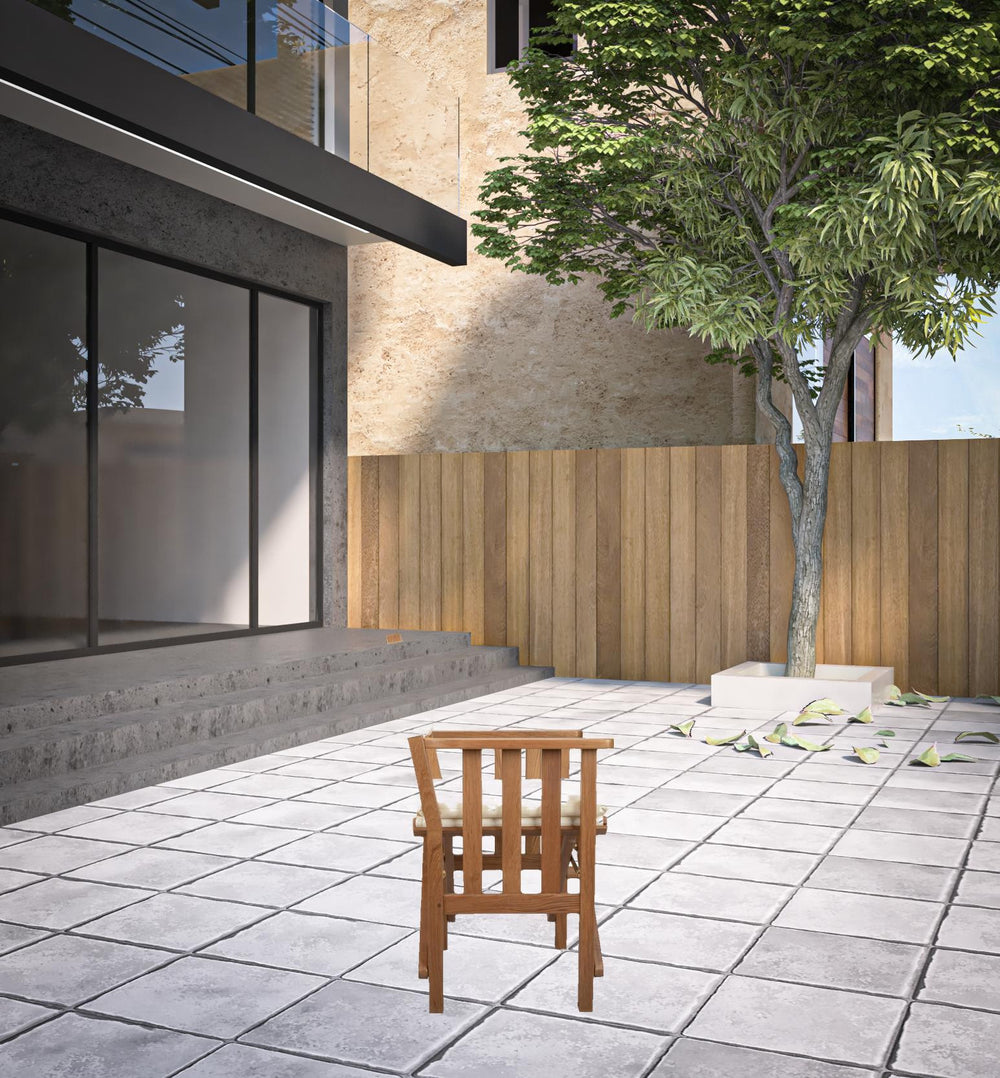 20" Ivory and Natural Wood Solid Wood Indoor Outdoor Director Chair with Ivory Cushion - Homeroots