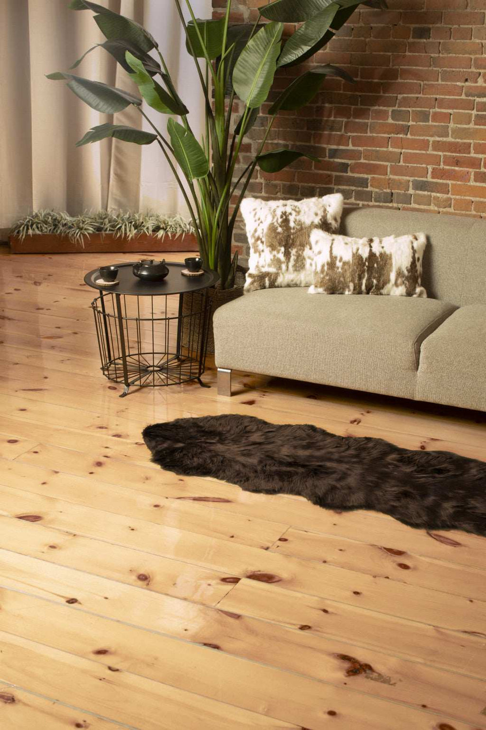 2' X 6' Chocolate Faux Fur Washable Non Skid Area Rug - Homeroots - Flyclothing LLC