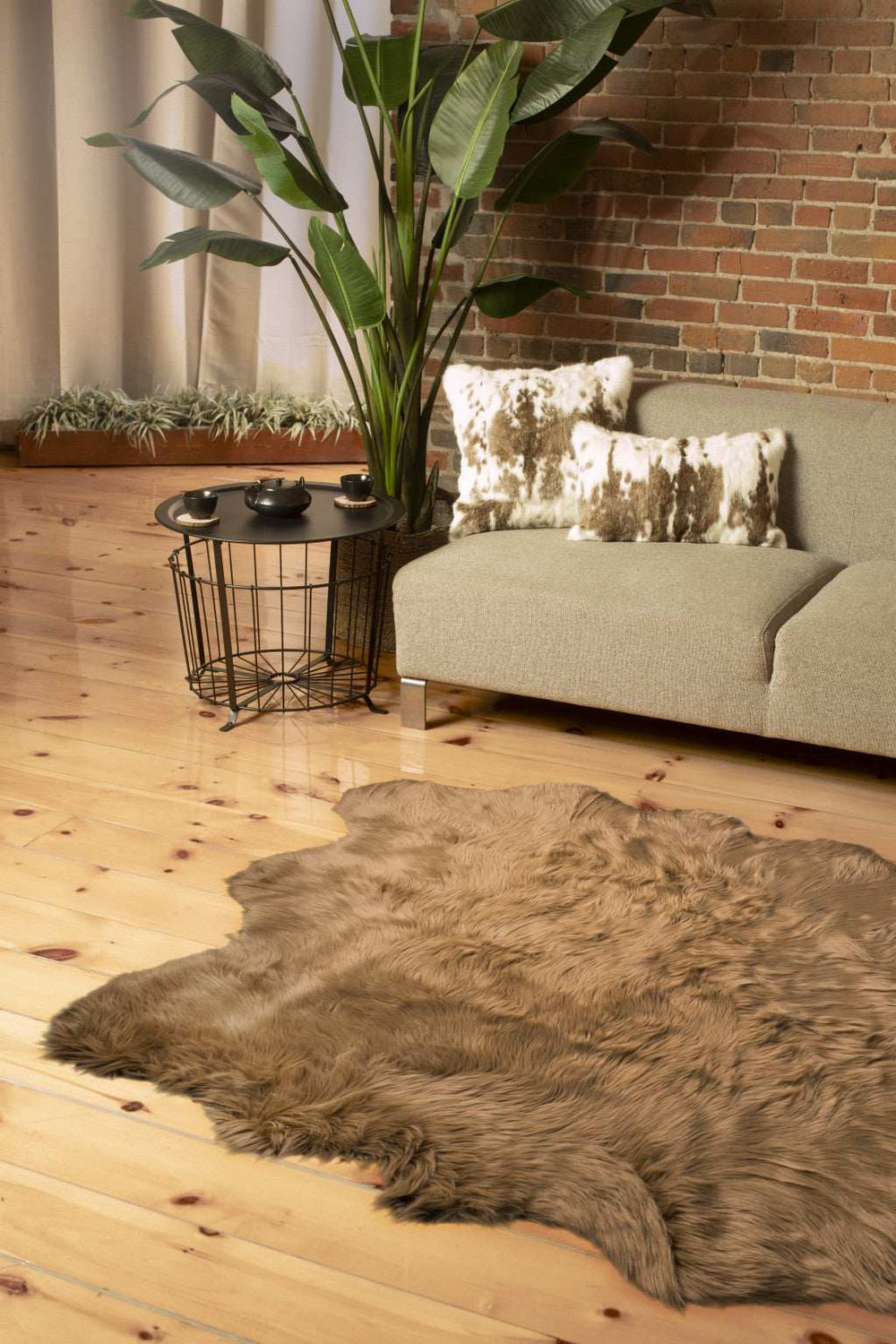 5' X 6' Tan Faux Sheepskin Non Skid Area Rug - Homeroots - Flyclothing LLC