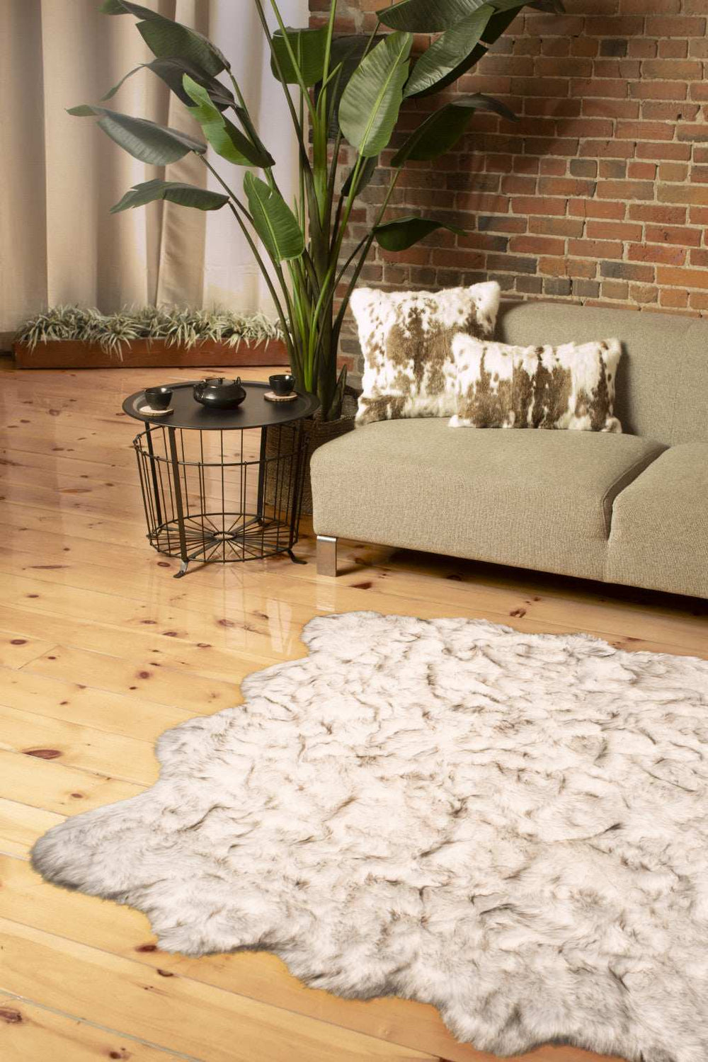 6' X 6' Ombre Chocolate Faux Fur Washable Non Skid Area Rug - Homeroots - Flyclothing LLC