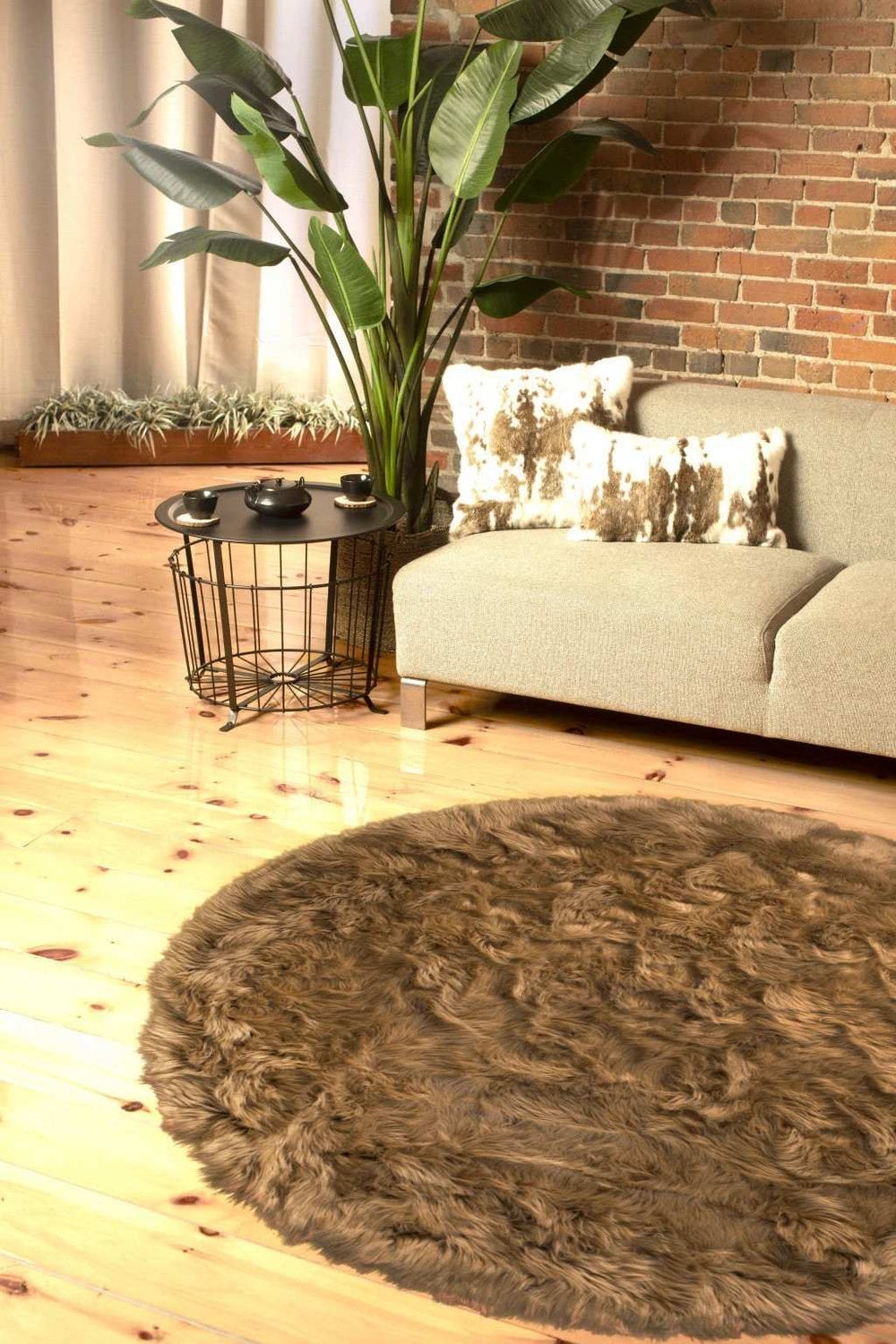 6' X 6' Tan Round Faux Fur Washable Non Skid Area Rug - Homeroots - Flyclothing LLC