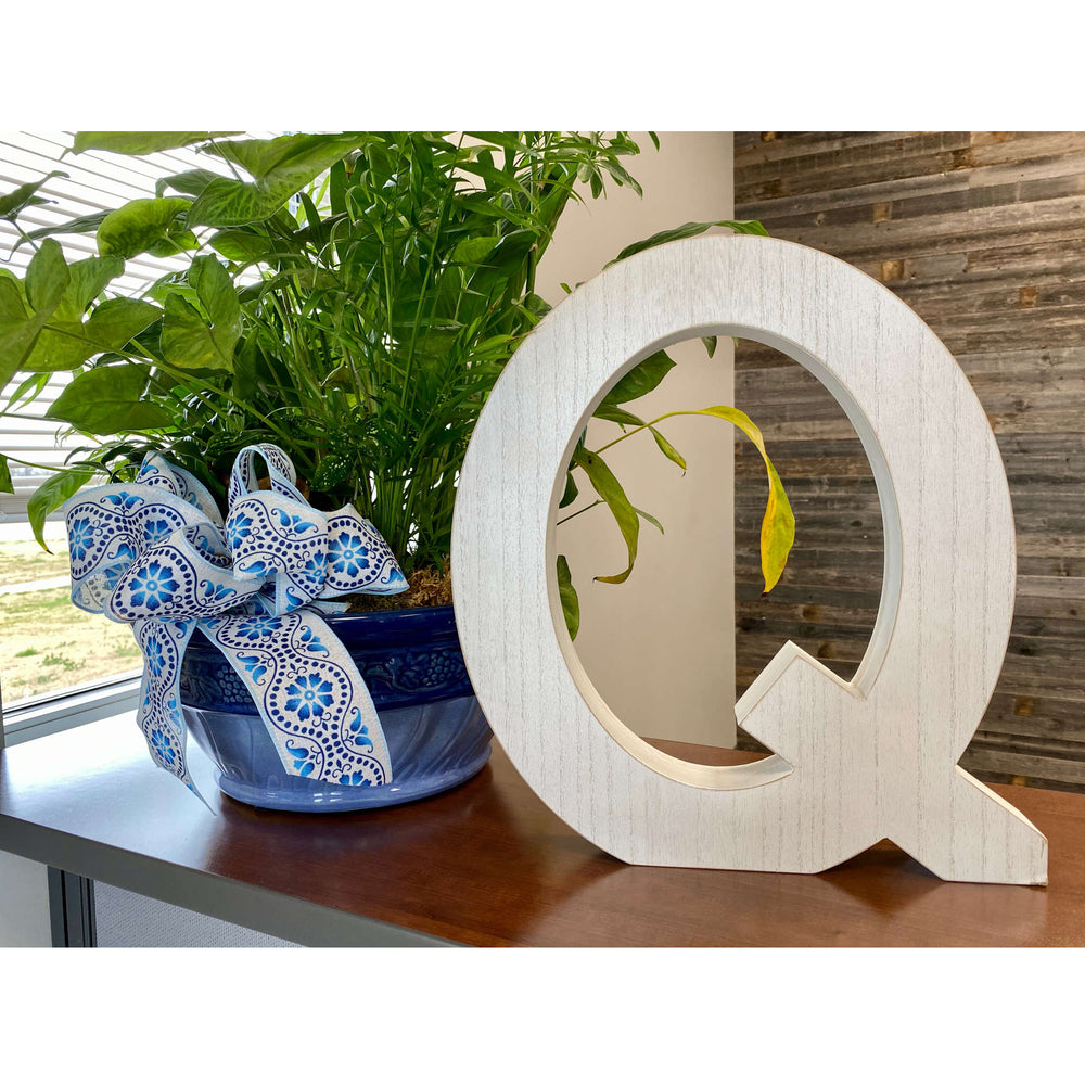 16" Distressed White Wash Wooden Initial Letter Q Sculpture - Homeroots
