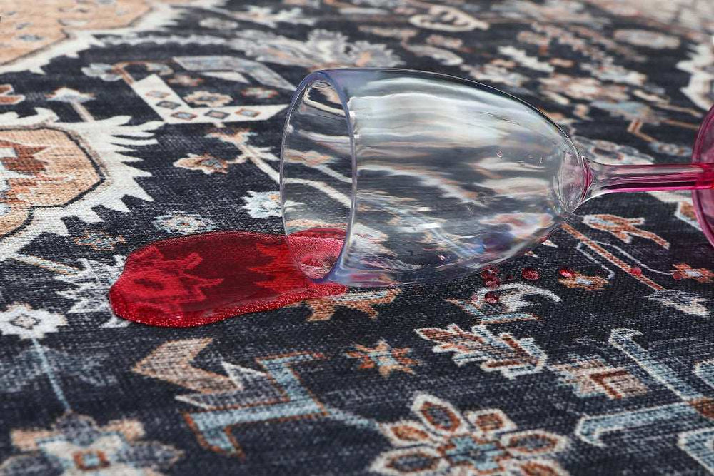 4' X 6' Black Oriental Power Loom Stain Resistant Area Rug - Homeroots - Flyclothing LLC