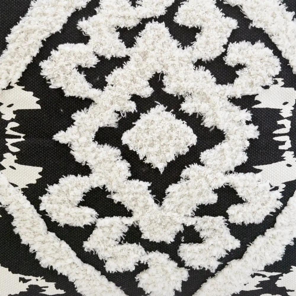 17" X 17" Black and White Textural Geometric Throw Pillow With Tassels - Homeroots - Flyclothing LLC