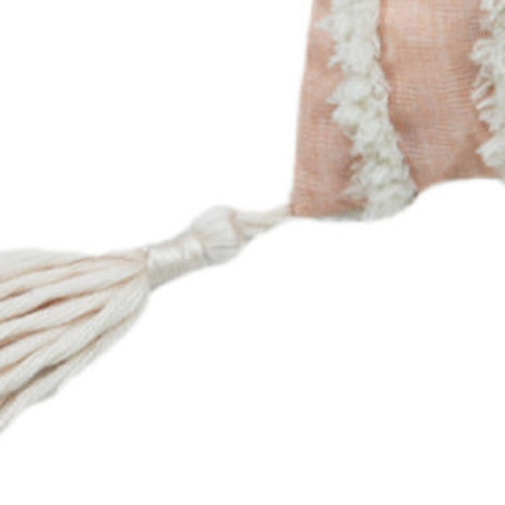 17" X 17" Beige And White Interlocking Zippered Polyester Throw Pillow With Tassels - Homeroots - Flyclothing LLC