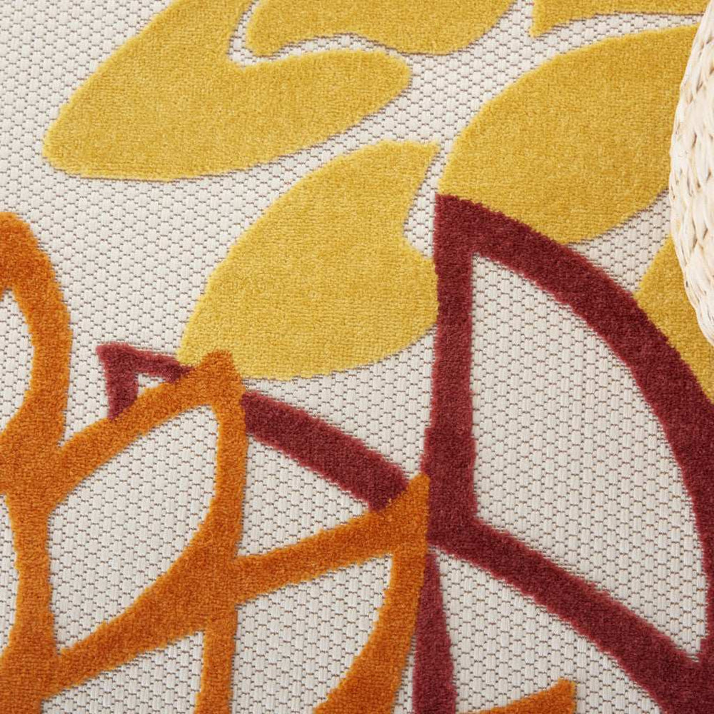 8' X 8' Red Round Floral Non Skid Indoor Outdoor Area Rug - Homeroots - Flyclothing LLC