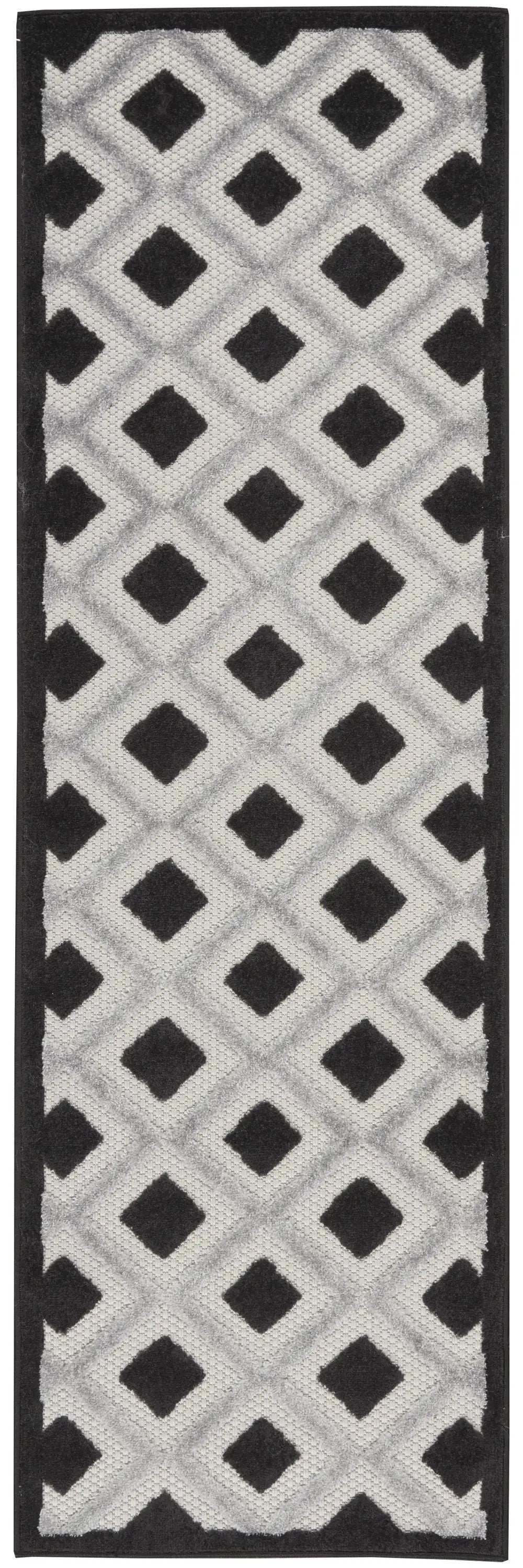 2' X 6' Black And White Gingham Non Skid Indoor Outdoor Runner Rug - Homeroots - Flyclothing LLC