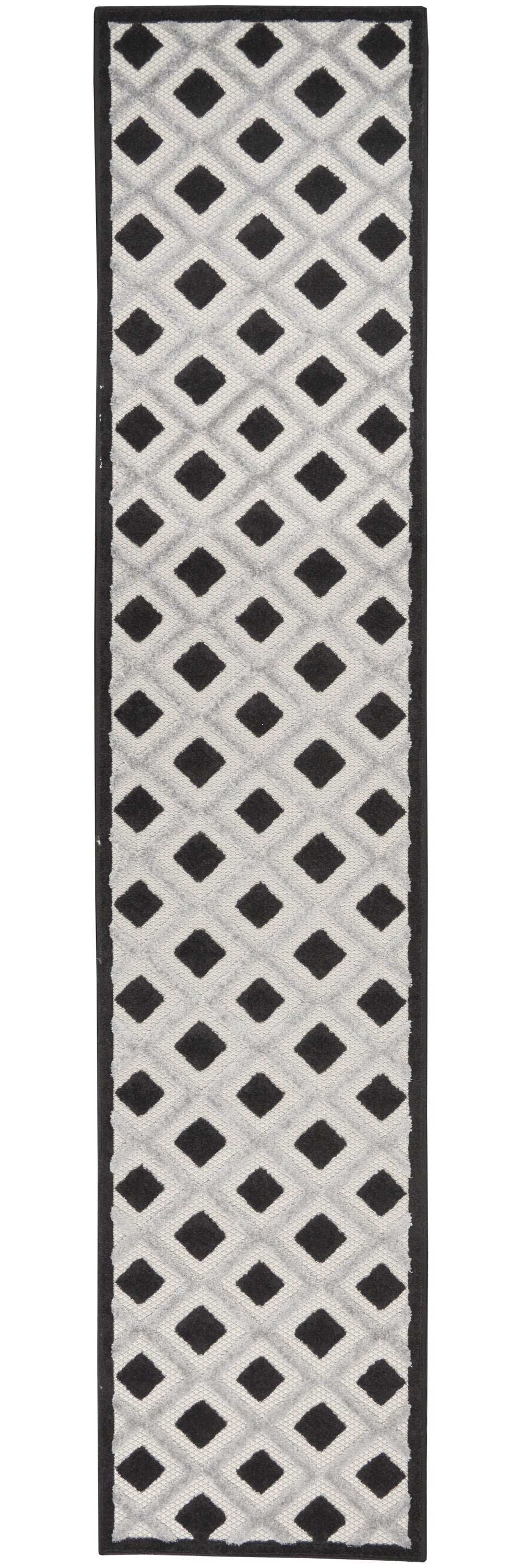 2' X 10' Black And White Gingham Non Skid Indoor Outdoor Runner Rug - Homeroots - Flyclothing LLC