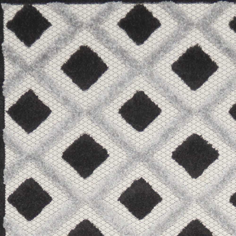 2' X 12' Black And White Gingham Non Skid Indoor Outdoor Runner Rug - Homeroots - Flyclothing LLC