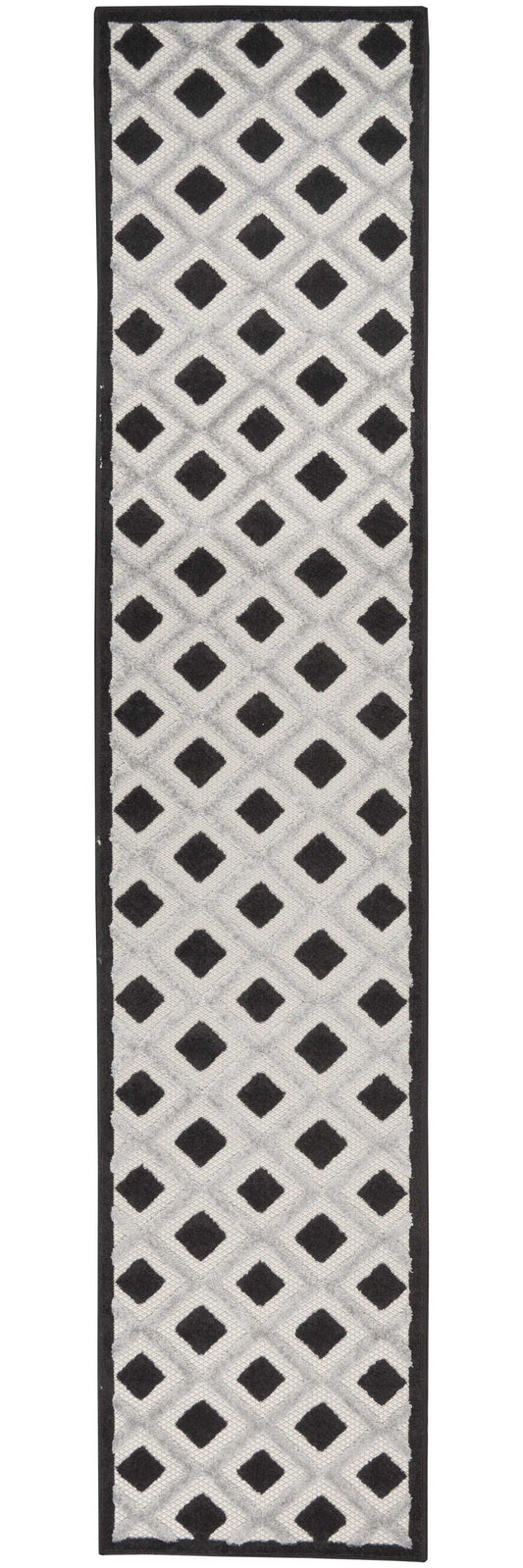 2' X 12' Black And White Gingham Non Skid Indoor Outdoor Runner Rug - Homeroots - Flyclothing LLC