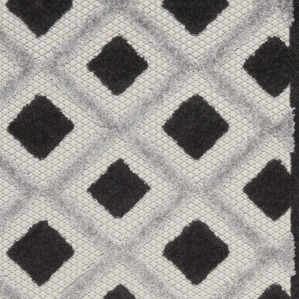 2' X 8' Black And White Gingham Non Skid Indoor Outdoor Runner Rug - Homeroots - Flyclothing LLC