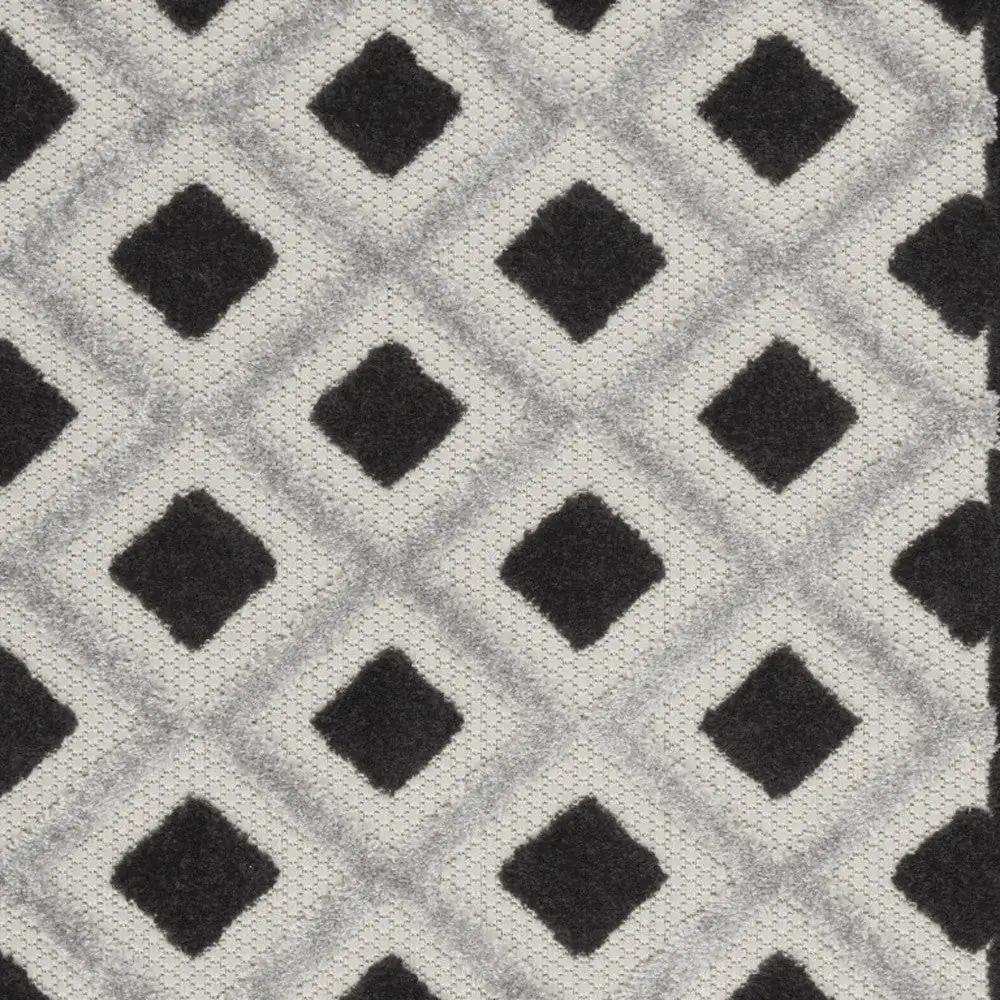 3' X 4' Black And White Gingham Non Skid Indoor Outdoor Area Rug - Homeroots - Flyclothing LLC